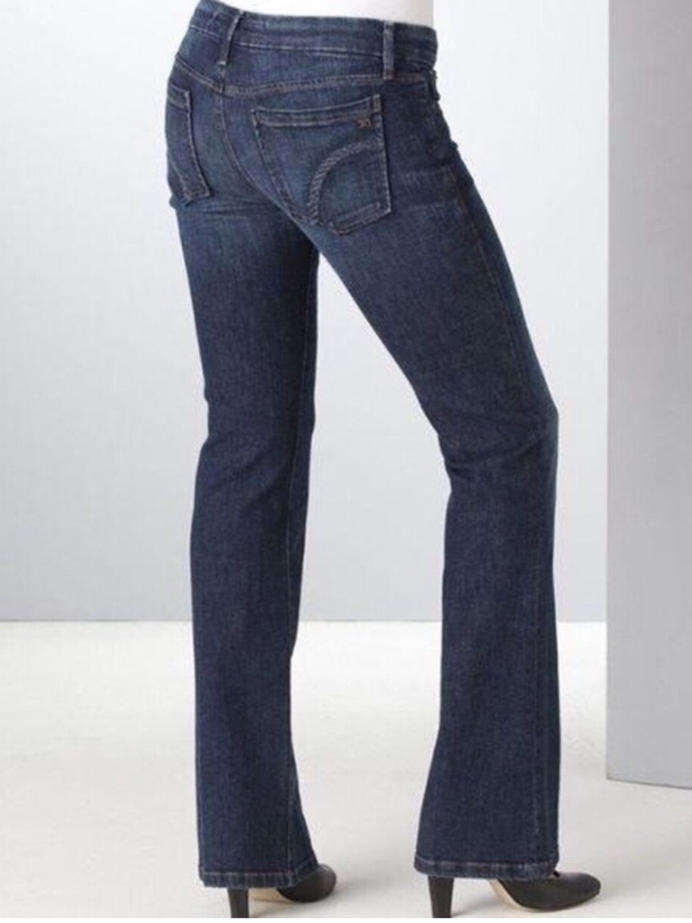 Joe’s Jeans “Provocateur” Camille Wash Boot Cut Jeans women’s size 26